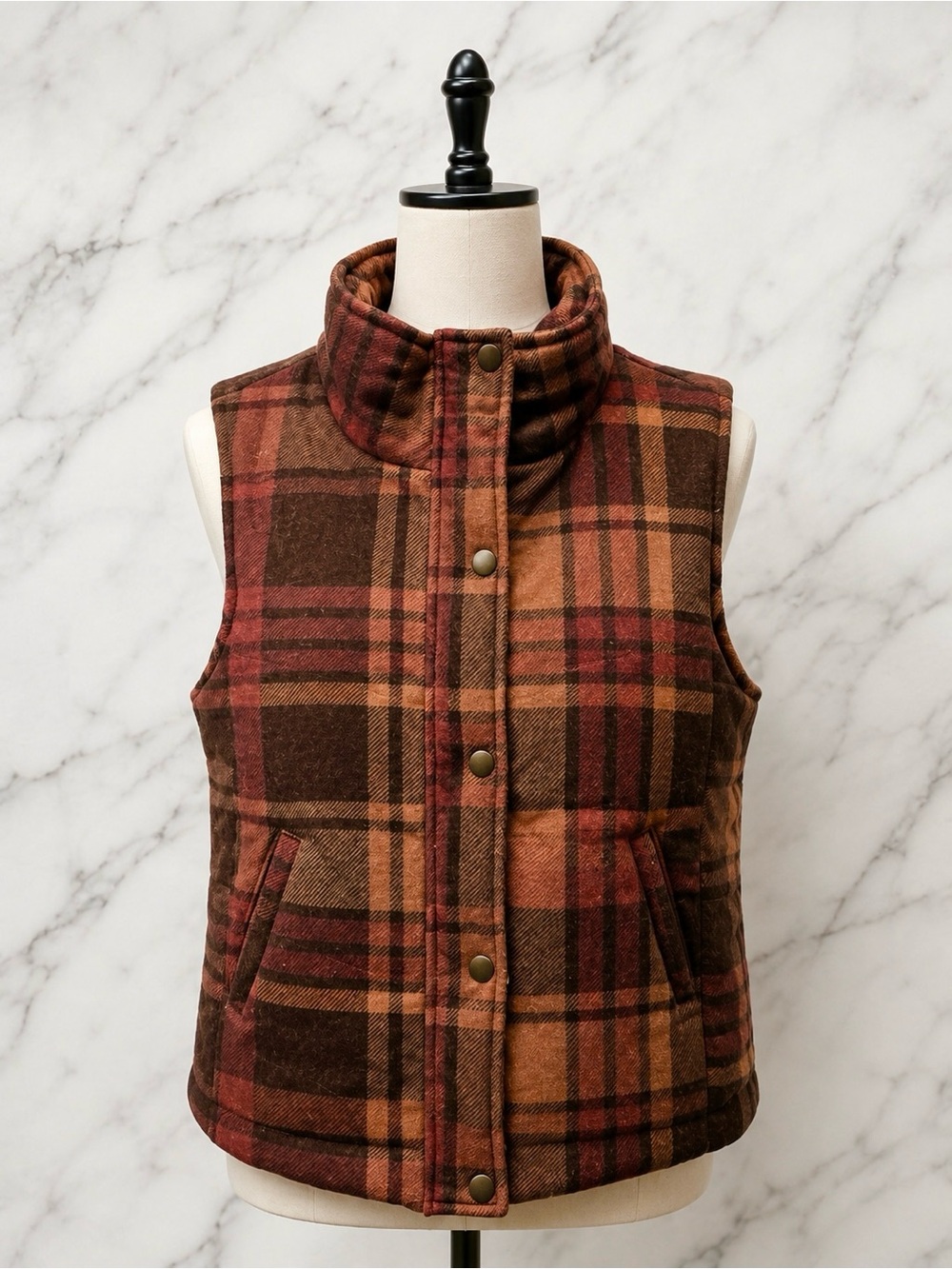 Vanilla Bay Quilted Plaid Vest in Brown & Rust